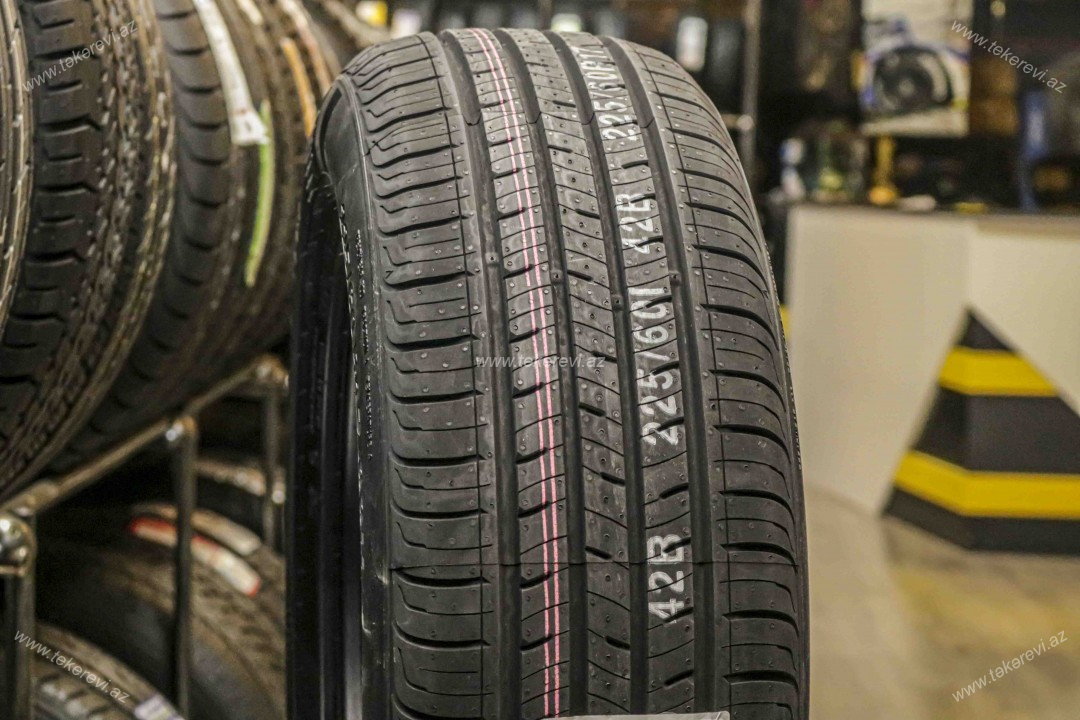 Kumho 225/60 R17 - 4 fəsil təkəri