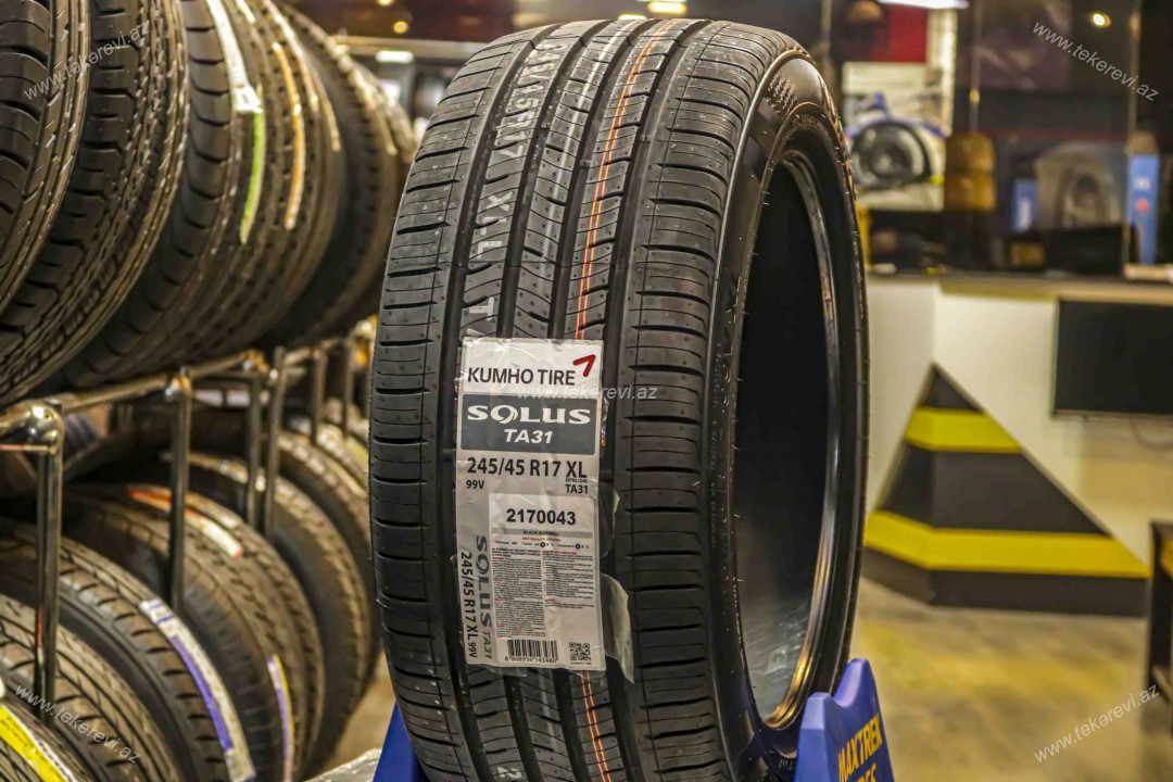 Kumho 245/45 R17 - Yay təkəri