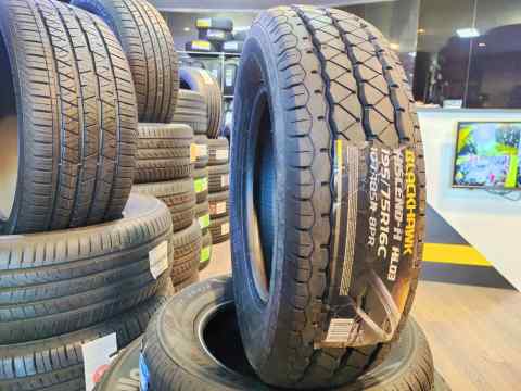 BLACKHAWK HISCEND-H HL03 195/75 R16C