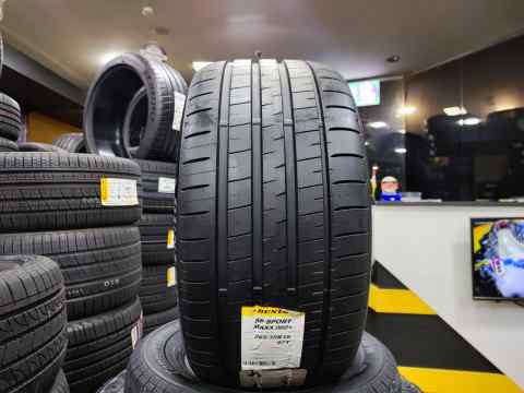 Dunlop SP Sport Maxx 060+ 265/35 R18