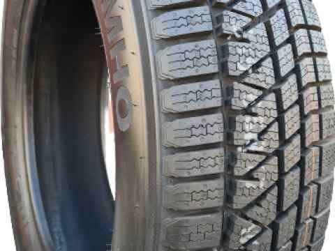 Kumho WinterCraft WS71 235/70 R16