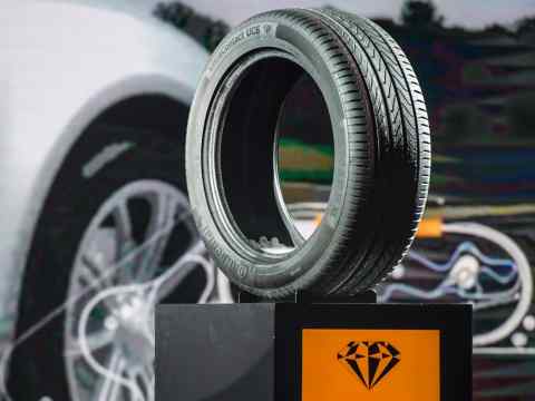 Continental  UltraContact UC6 235/55 R17 - Yay təkəri