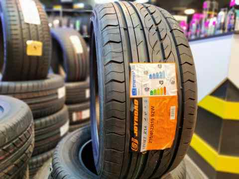 Joy Road Sport RX6 235/40 R19