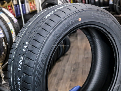 Kumho Ecsta PS71 235/45 R17 - Yay təkəri