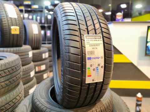 Bridgestone Turanza T005' 225/50 R17 - Yay təkəri