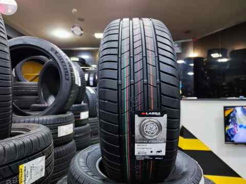 LASSA REVOLA 235/45 R17