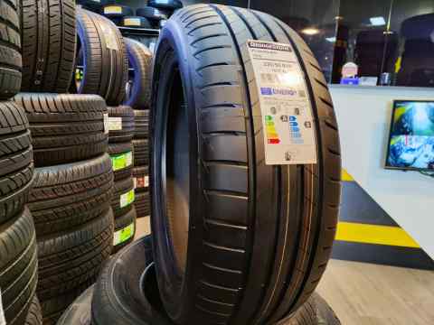 Bridgestone TURANZA T005p 235/50 R19 - Yay təkəri