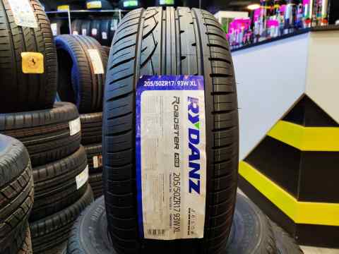 Rydanz ROADSTER R02 UHP 205/50 R17