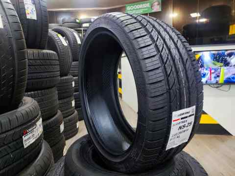 Nankang NS-25 245/35 R19