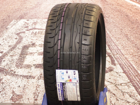 Vitour Formula Spec Z 275/35 R19
