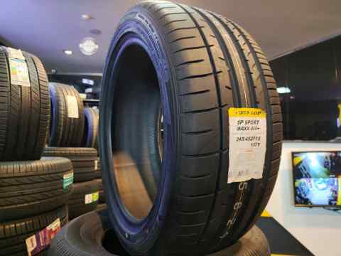 Dunlop Sp Sport Maxx 050+ 245/45 R18