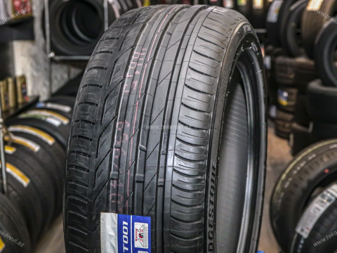 Bridgestone Turanza T001 235/45 R17 - Yay təkəri