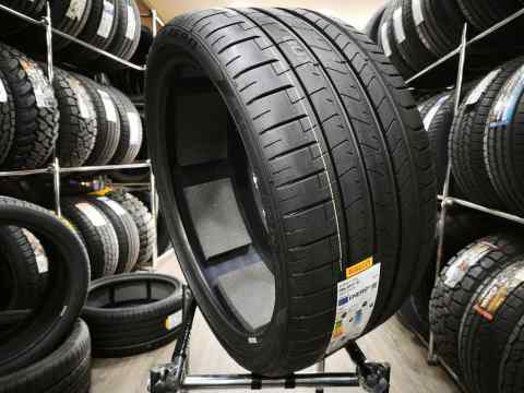Pirelli Pzero PZ4 285/30 R21