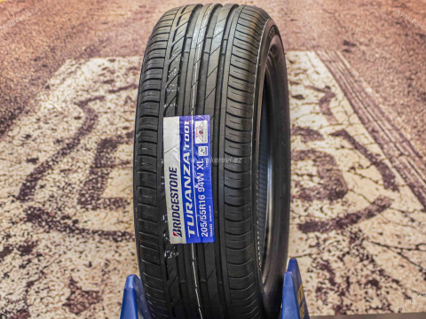 Bridgestone Turanza T001 205/55 R16 - Yay təkəri