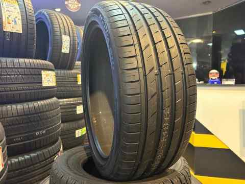 Roadstone( NEXEN ) N FERA RU1 245/40 R20