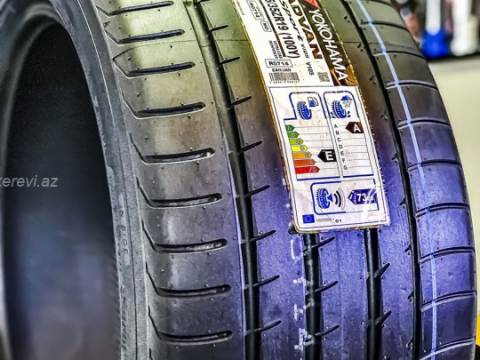 Yokohama  ADVAN Sport V105  275/35 R19 - Yay təkəri