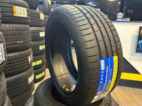 KAPSEN/Habilead HeadKing HF330 255/40 R18