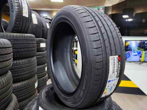 Yokohama  BluEarth-GT AE51 235/45 R18