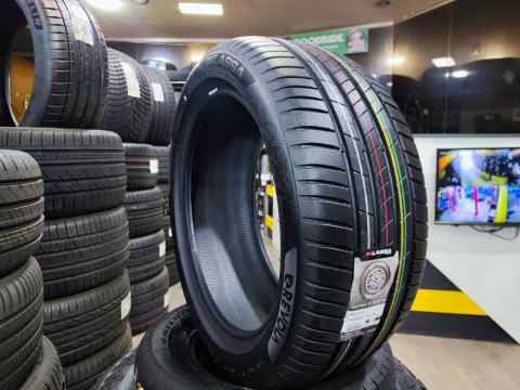 LASSA  REVOLA 245/45 R18