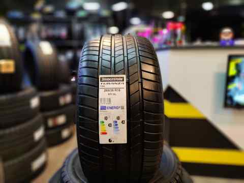 Bridgestone Turanza T005' 265/35 R18 - Yay təkəri