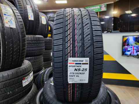 Nankang NS-25 275/35 R20