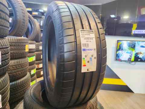 Bridgestone Psport 255/50 R19