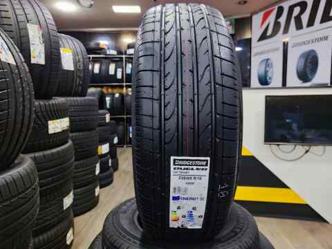 Bridgestone DUELER H/P SPORT 235/65 R18
