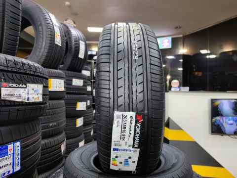 Yokohama Bluearth ES32 F 205/55 R16 - Yay təkəri