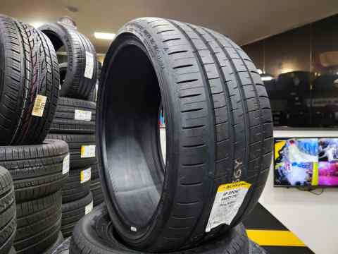 Dunlop SP Sport Maxx 060+ 275/30 R20