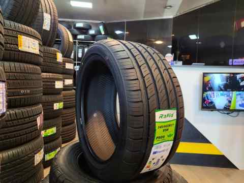 Rapid P609 245/40 R17