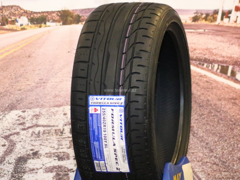 Vitour Formula Spec Z 255/40 R19
