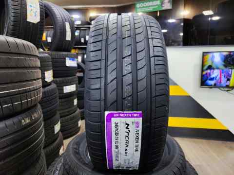 Nexen N'FERA SU1 245/40 R19