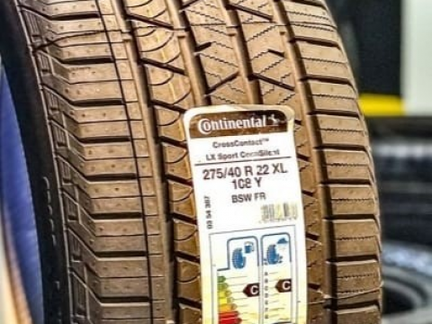 Continental ContiCrossContact LX Sport 275/40 R22