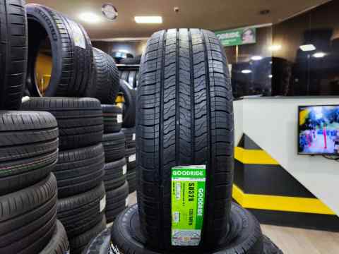  SU 320 235/60 R18