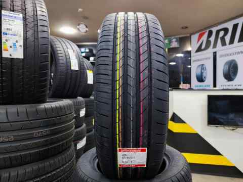 Bridgestone Alenza 001 225/65 R17