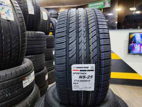 Nankang NS-25 275/35 R19