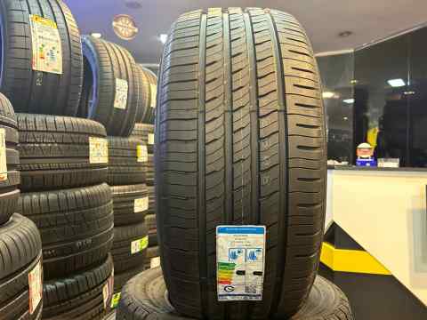 Roadstone( NEXEN )  N'Fera RU5 275/45 R20