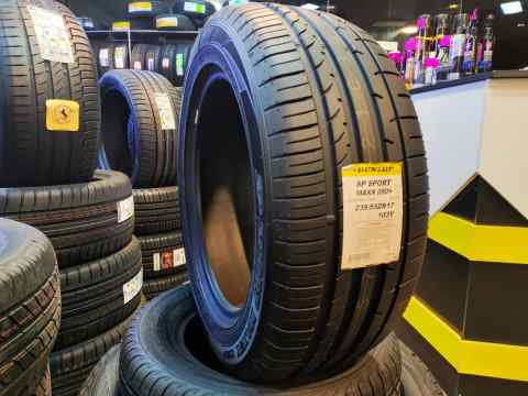 Dunlop Sp Sport Maxx 050+ 235/55 R17