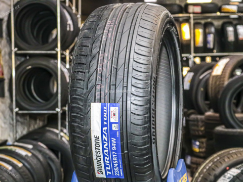 Bridgestone Turanza T001 235/45 R17 - Yay təkəri