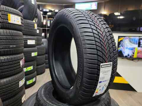 Bridgestone A005 EVO 225/55 R17 - 4 fəsil təkəri