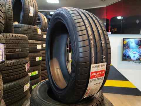 Kumho Ecsta PS71 225/45 R19 - Yay təkəri