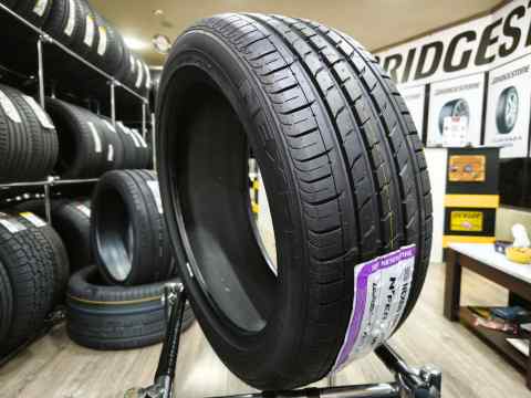 Nexen N'FERA SU1 225/45 R17