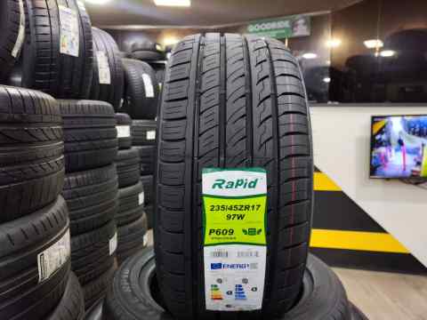  P609 235/45 R17