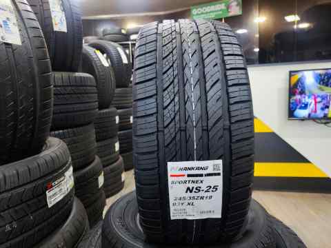 Nankang NS-25 245/35 R19