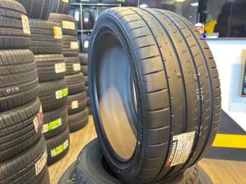 Yokohama  ADVAN Sport V107 275/35 R20