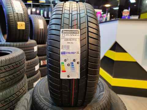 Bridgestone Turanza T005' 225/55 R16