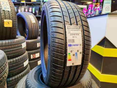 Bridgestone TURANZA T005p 235/45 R18 - Yay təkəri