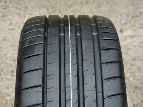 Bridgestone  Potenza Sport  285/35 R22