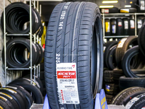 Kumho Ecsta PS71 235/45 R17 - Yay təkəri