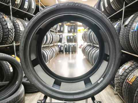 Pirelli Pzero PZ4 285/30 R21